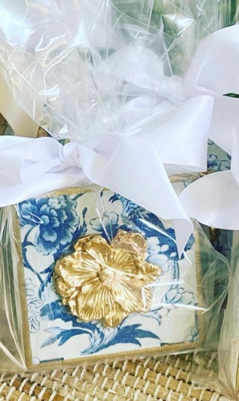 Chinoiserie Gold Leaf Magnolia Canvas