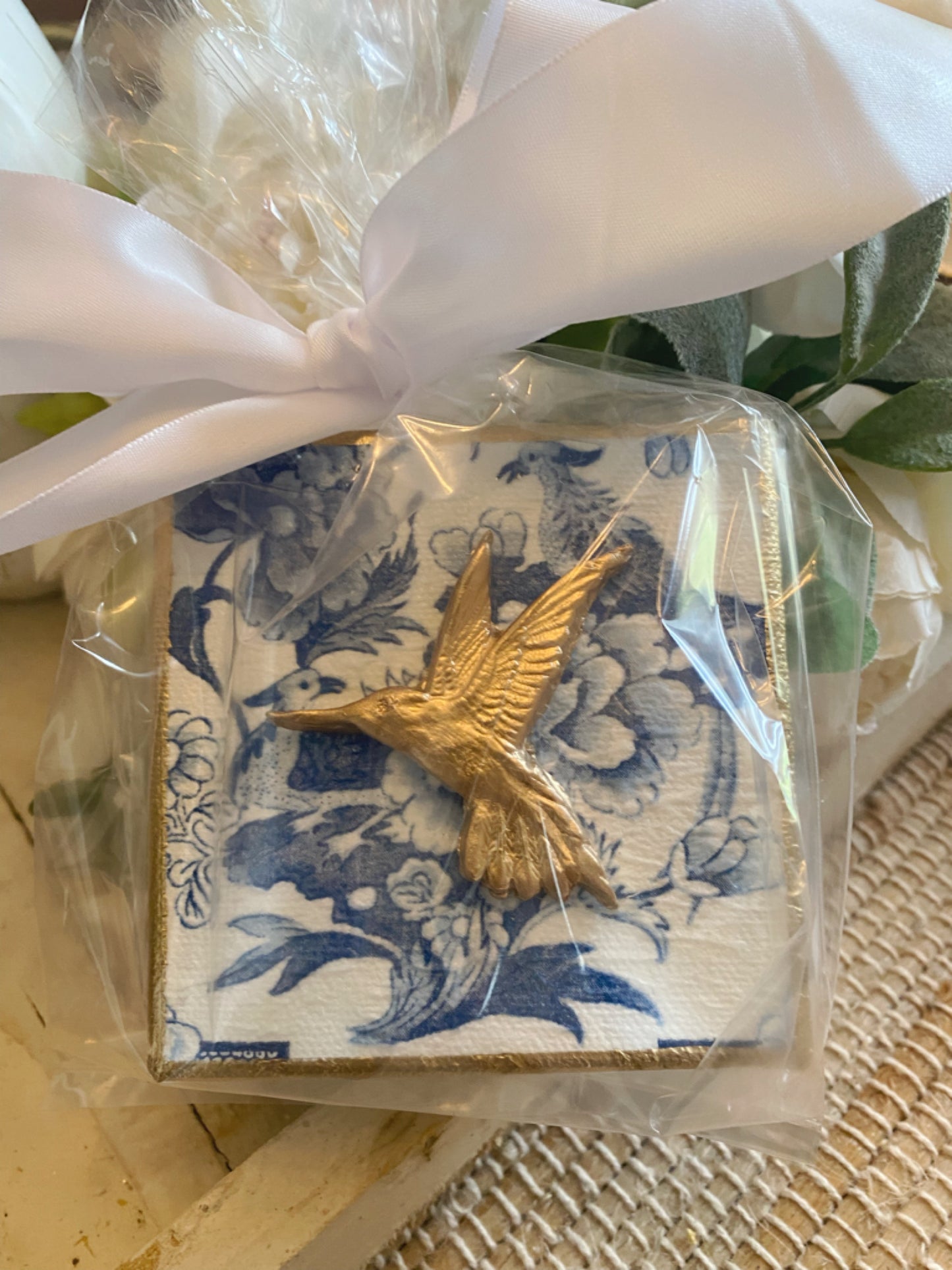 Chinoiserie Gold Leaf Hummingbird Canvas Art